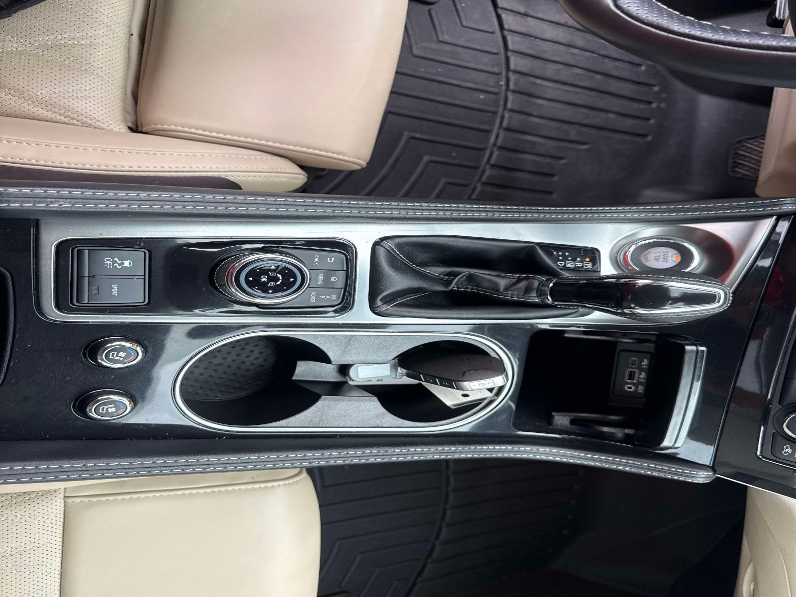 Used 2023 Nissan Maxima Platinum w/ Sport Mat Group FWD image 20