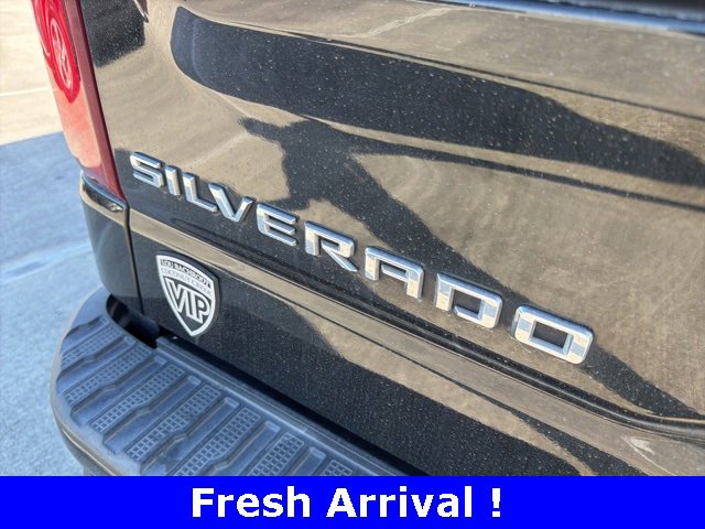 Used 2022 Chevrolet Silverado 1500 High Country w/ Safety Package II image 11