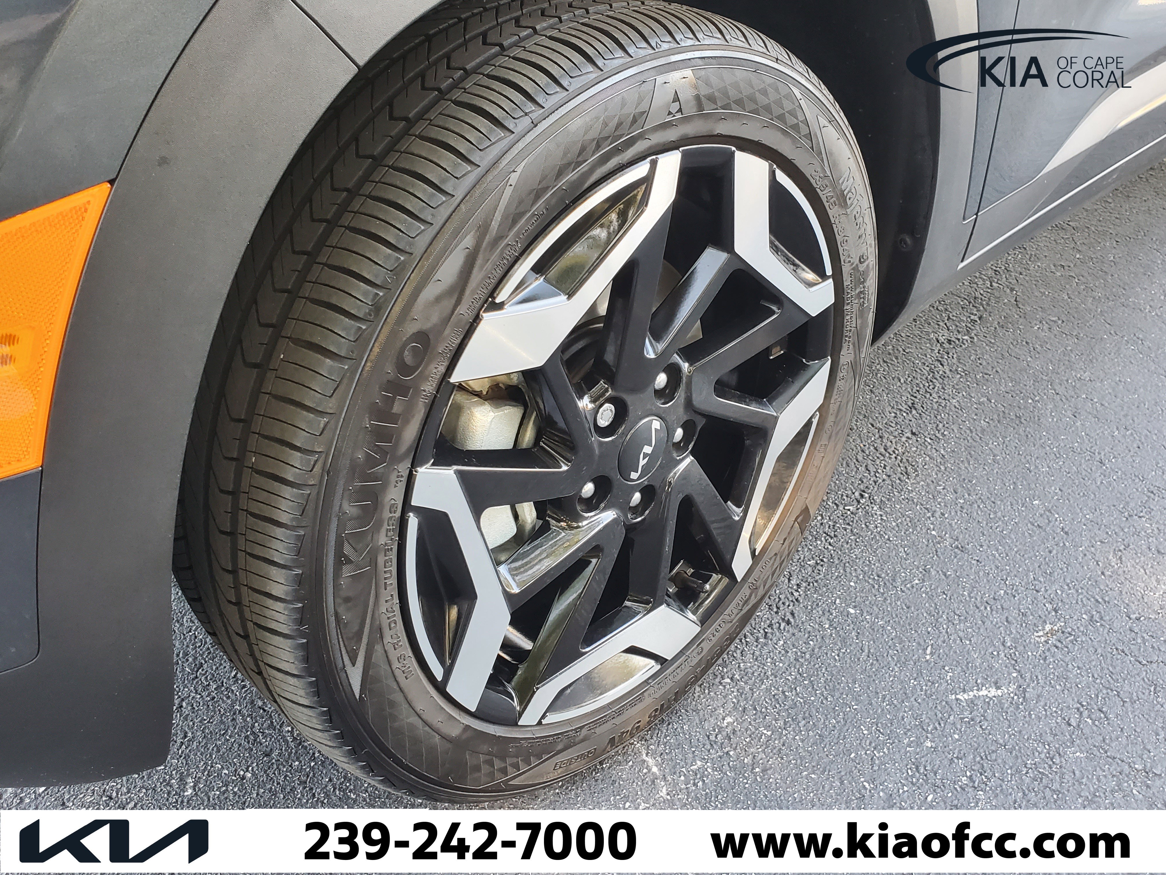 Used 2024 Kia Seltos SX w/ SX Sunroof Package AWD/4WD image 7