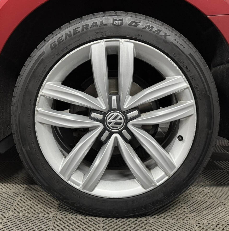Used 2017 Volkswagen Passat 1.8T SE FWD image 28