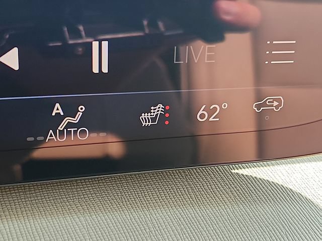 New 2026 Buick Enclave Preferred FWD image 15