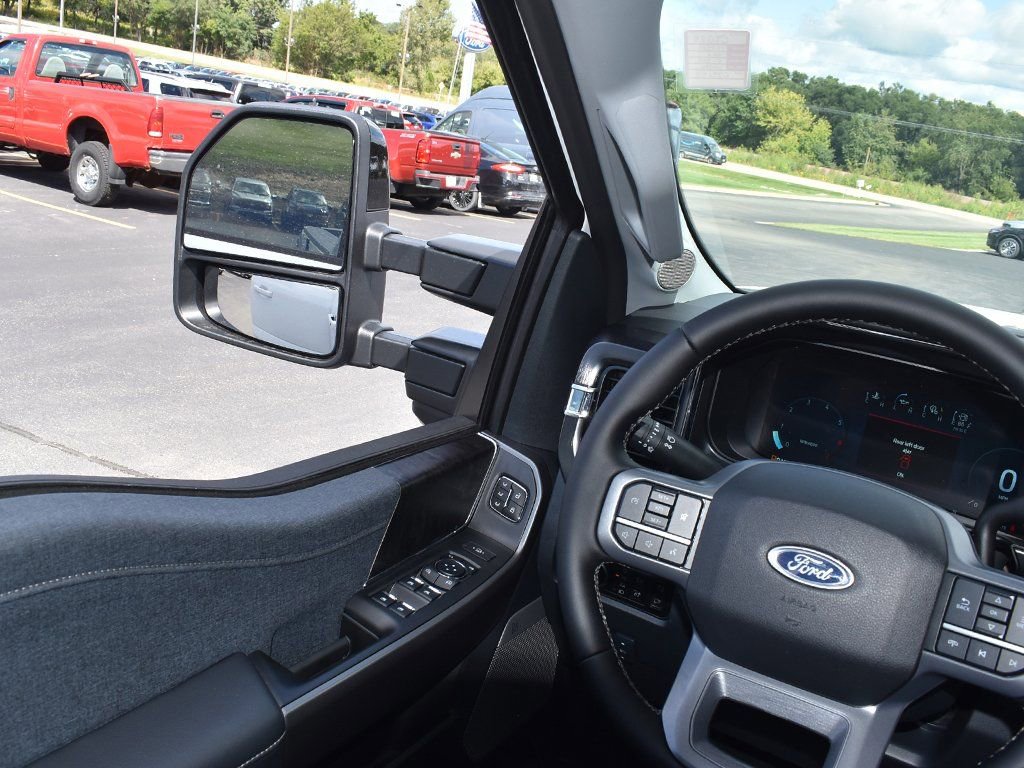 New 2026 Ford F350 Lariat w/ FX4 Off-Road Package AWD/4WD image 21