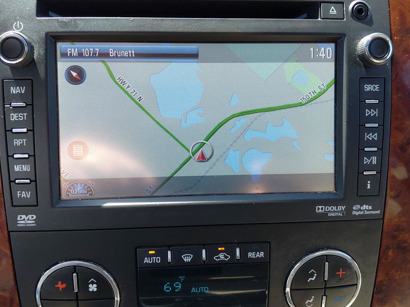 Used 2013 Chevrolet Tahoe LTZ AWD/4WD image 33