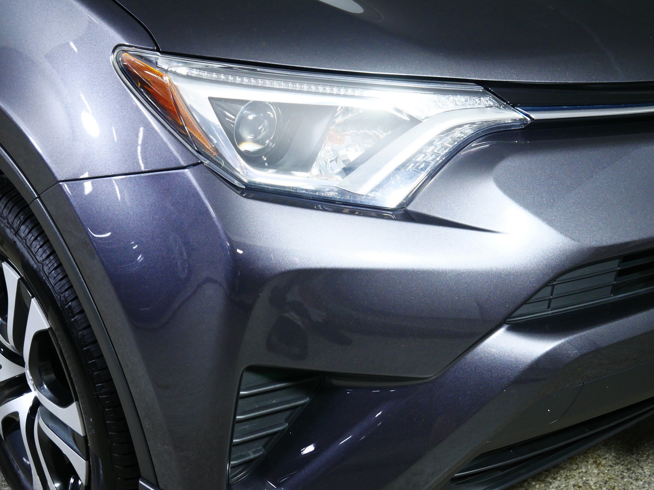 Used 2017 Toyota RAV4 LE w/ All Weather Liner Package AWD/4WD image 16