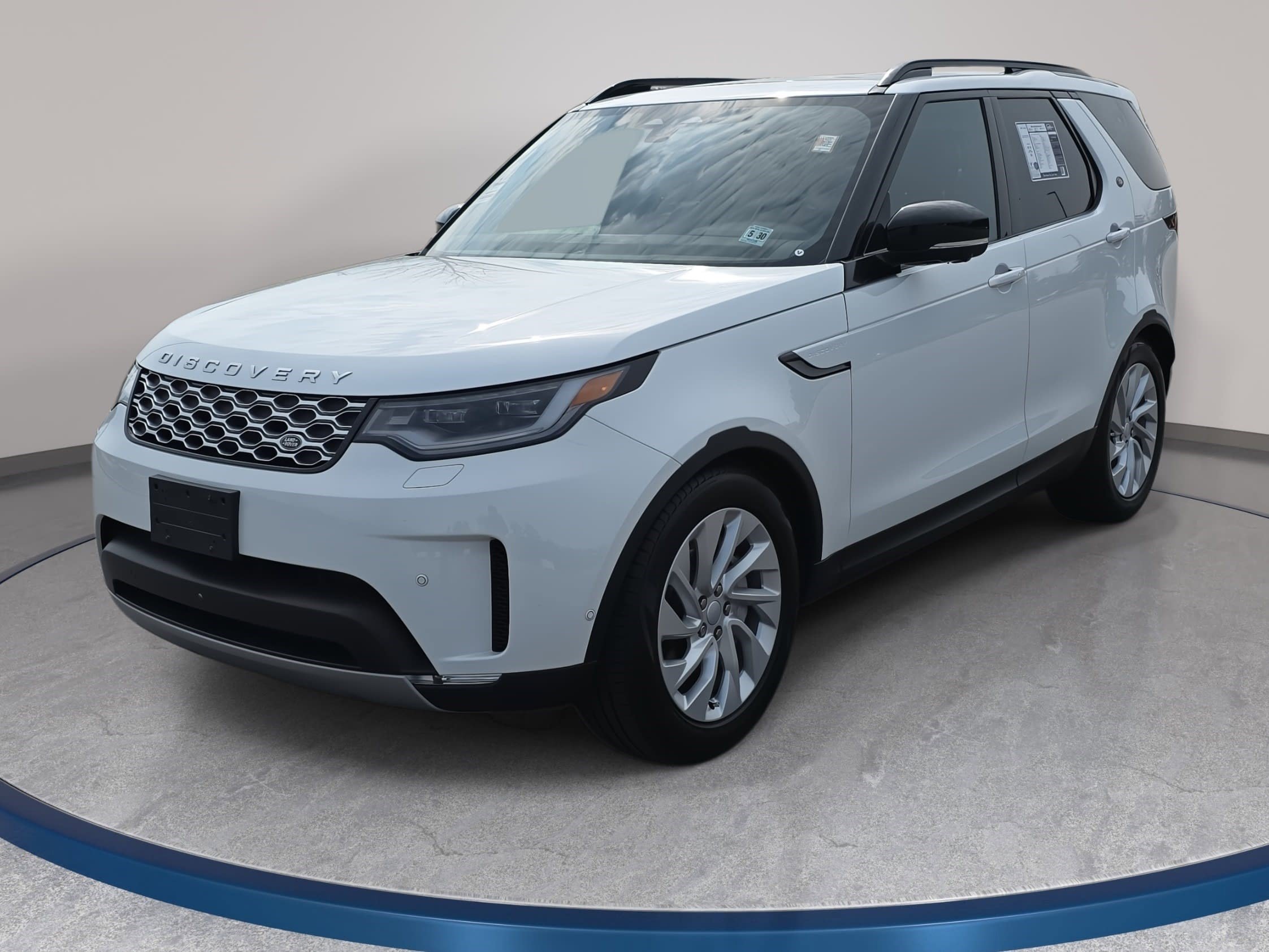 Used 2025 Land Rover Discovery S