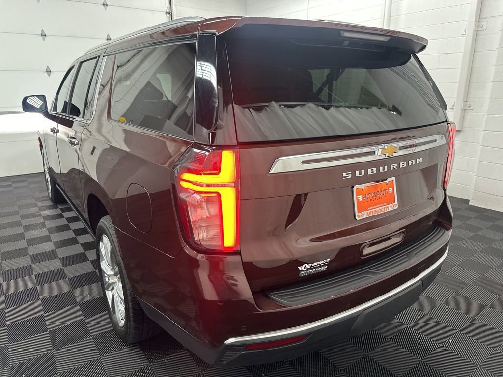 Used 2023 Chevrolet Suburban High Country AWD/4WD image 7