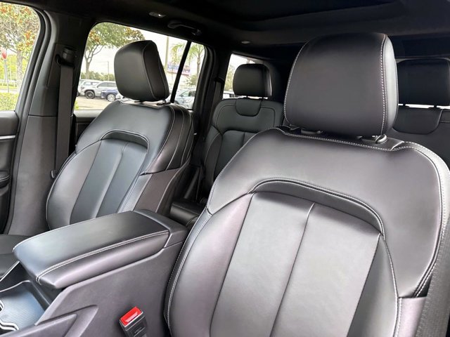 Used 2024 Jeep Grand Cherokee Limited AWD/4WD image 21