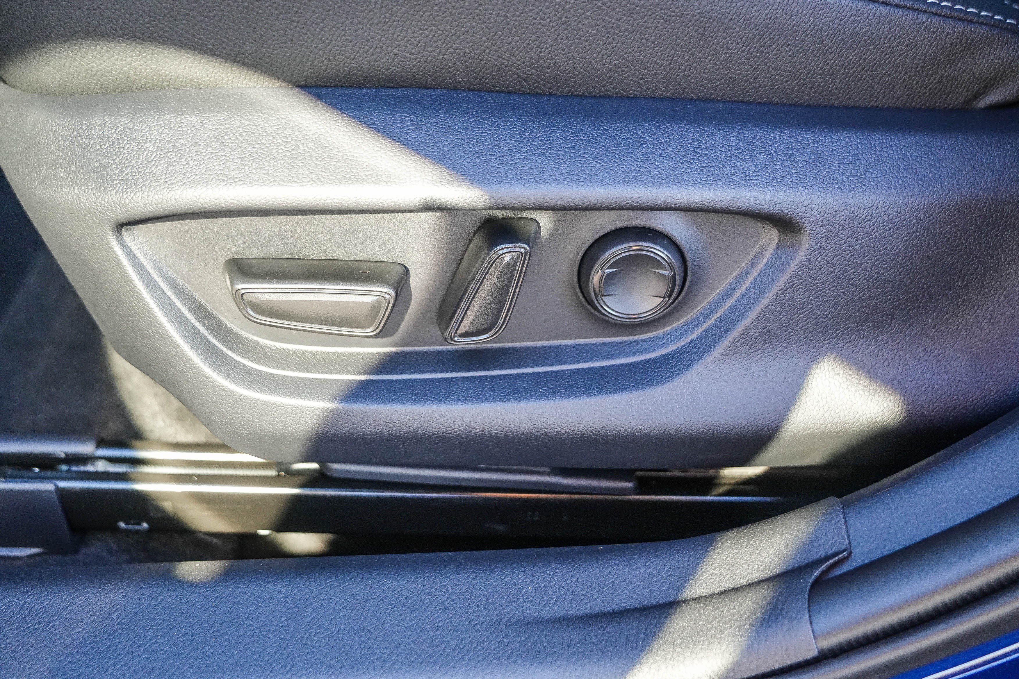 New 2026 Toyota Camry SE w/ Convenience Package FWD image 25