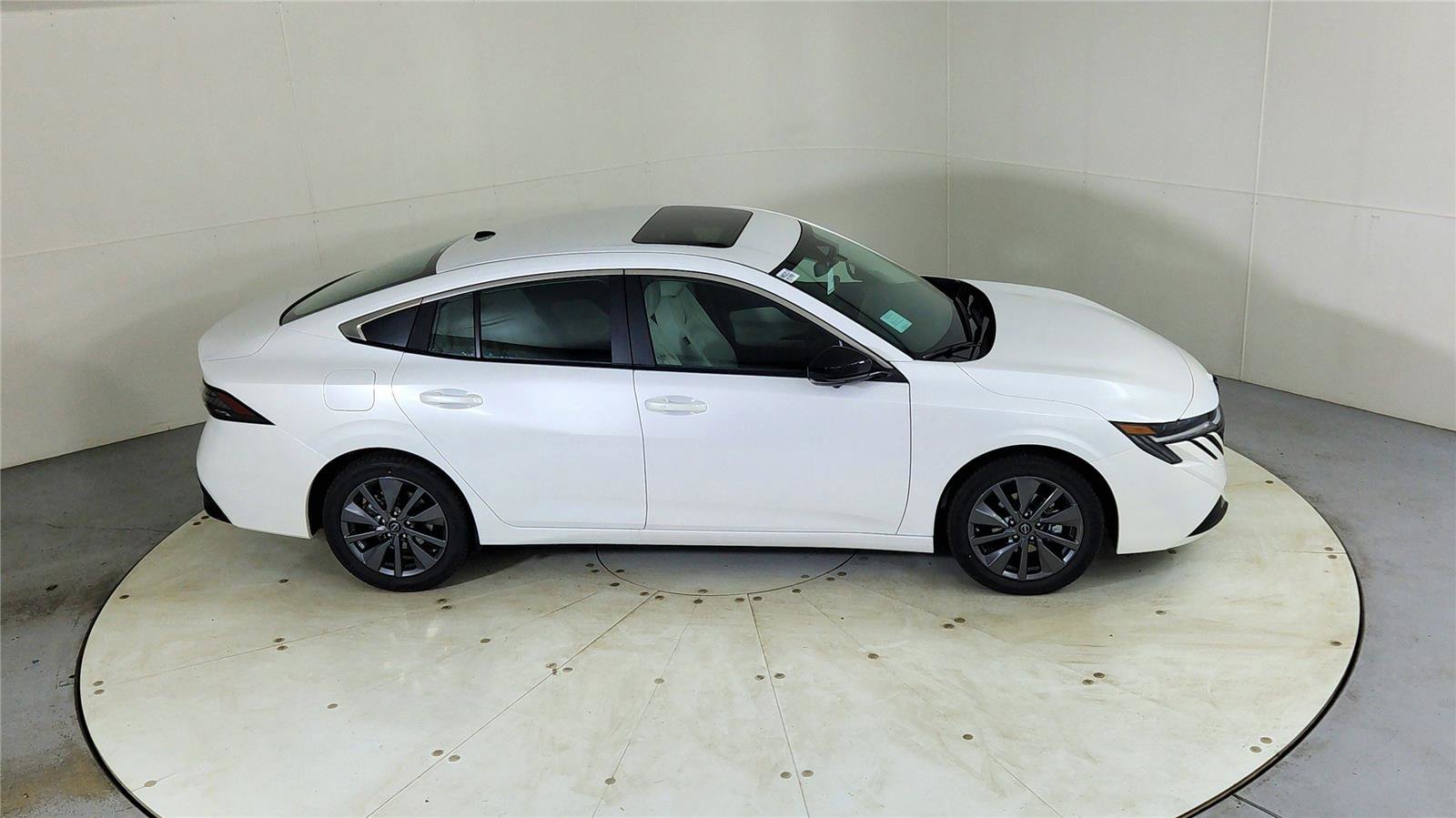 New 2026 Nissan Sentra SL w/ Floor Mat Package FWD image 23