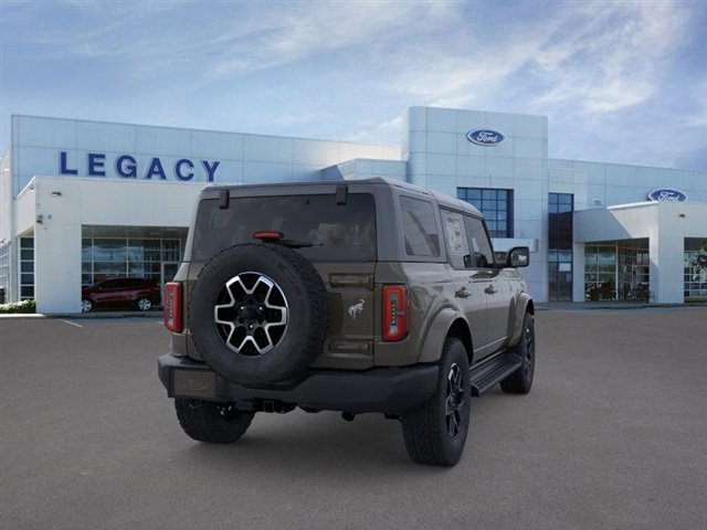 New 2025 Ford Bronco Outer Banks image 8