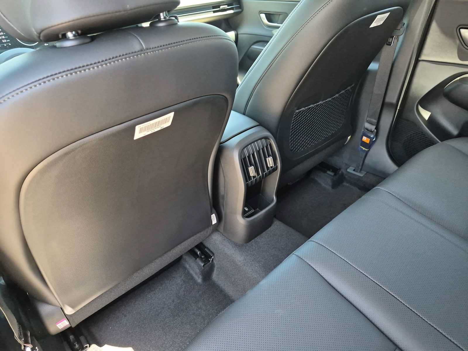 New 2026 Hyundai Kona Limited FWD image 18