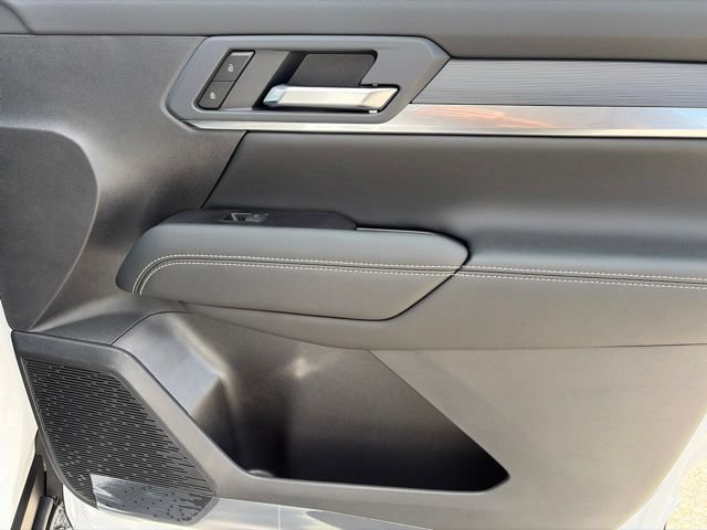 New 2027 GMC Terrain Elevation w/ Elevation Premium Package AWD/4WD image 37