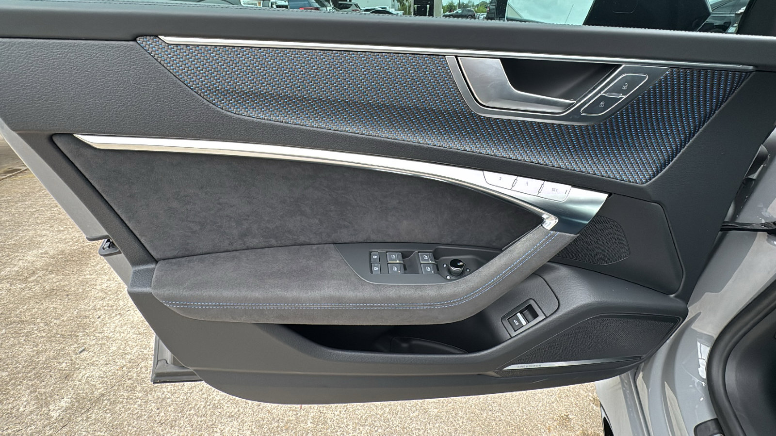 Used 2024 Audi RS 7 Performance AWD/4WD image 12