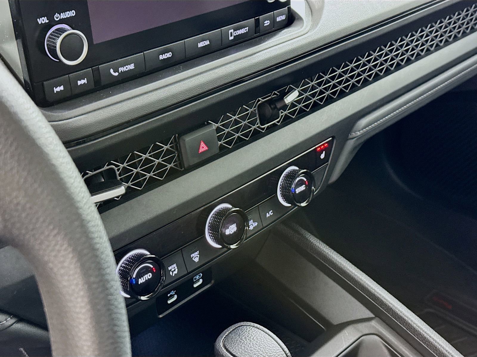 Used 2023 Honda Accord EX image 10