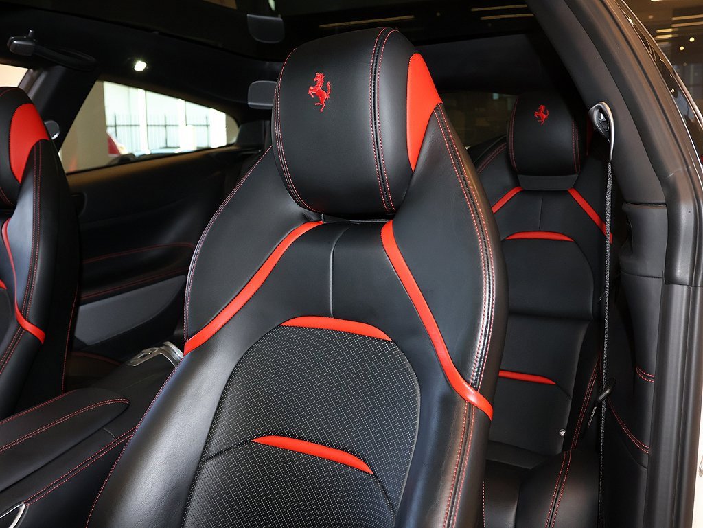 Certified 2018 Ferrari GTC4Lusso image 78