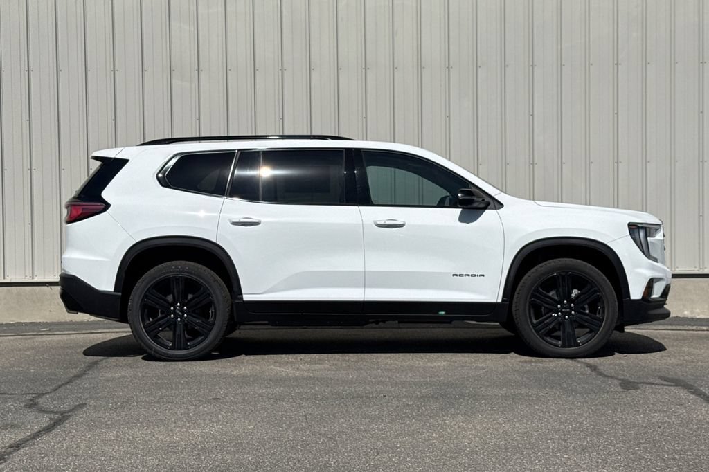 New 2027 GMC Acadia Elevation w/ Black Edition AWD/4WD image 3