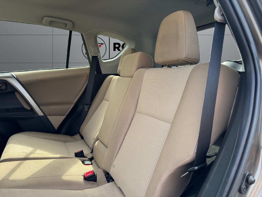 Used 2013 Toyota RAV4 LE AWD/4WD image 18