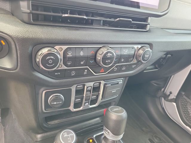 Used 2024 Jeep Gladiator Sport image 19