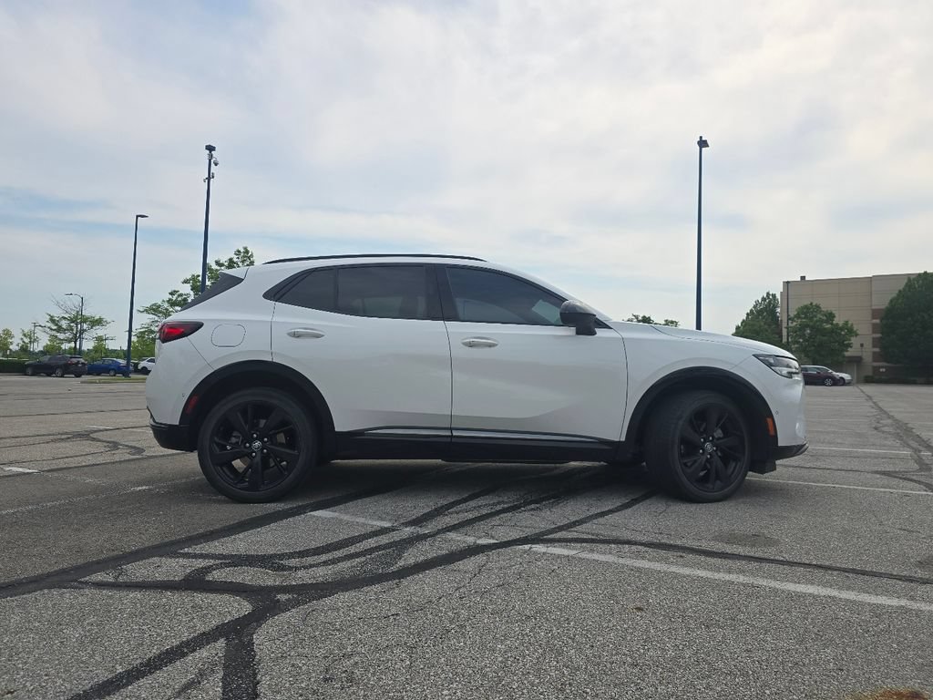 Used 2022 Buick Envision Essence w/ Technology Package II FWD image 16
