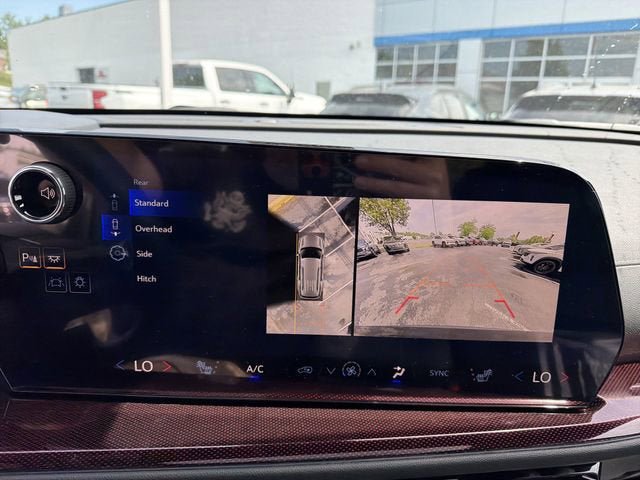 New 2026 Chevrolet Traverse Z71 w/ Driver Confidence Package AWD/4WD image 27