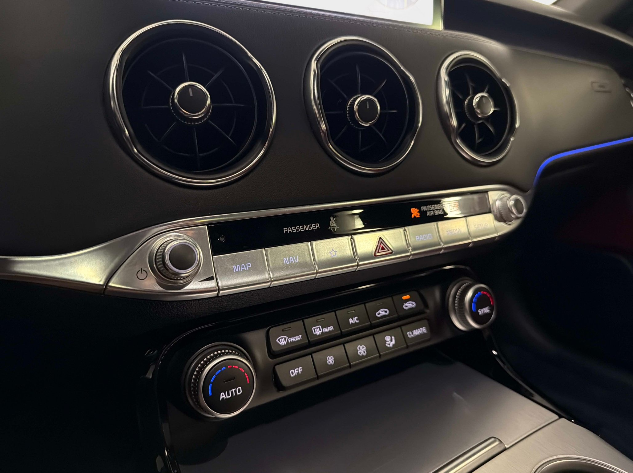 Used 2023 Kia Stinger GT2 w/ Red Interior Color Package RWD image 39