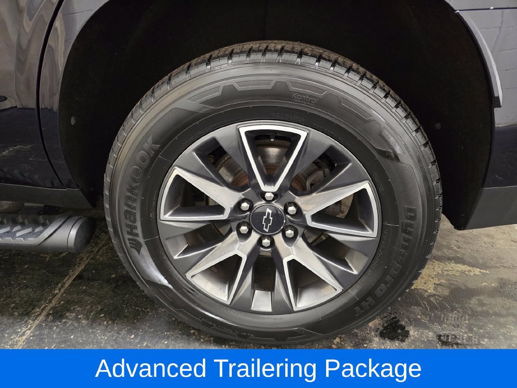 Used 2021 Chevrolet Tahoe Z71 w/ Luxury Package AWD/4WD image 13