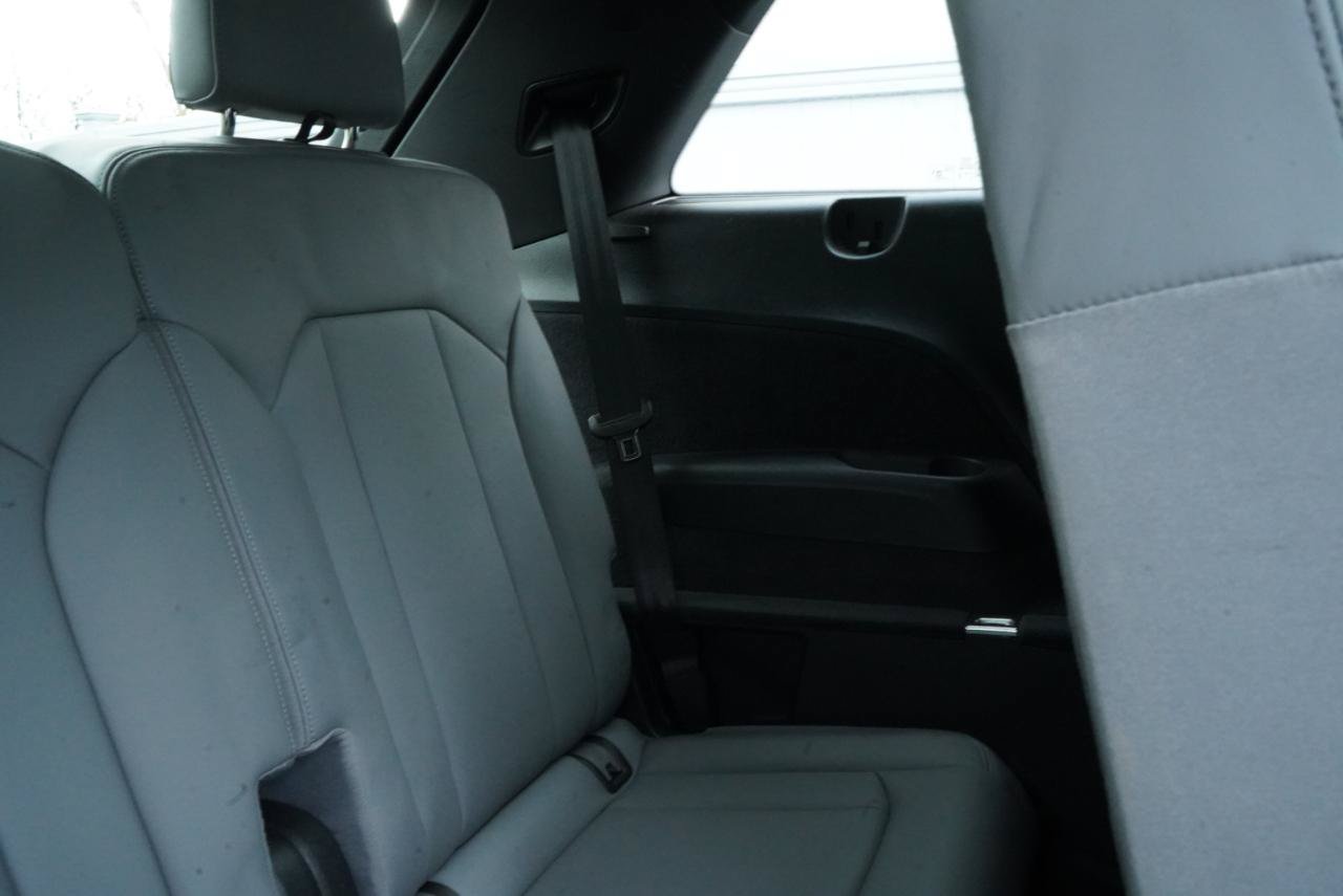 Used 2025 Audi SQ7 Premium Plus AWD/4WD image 61
