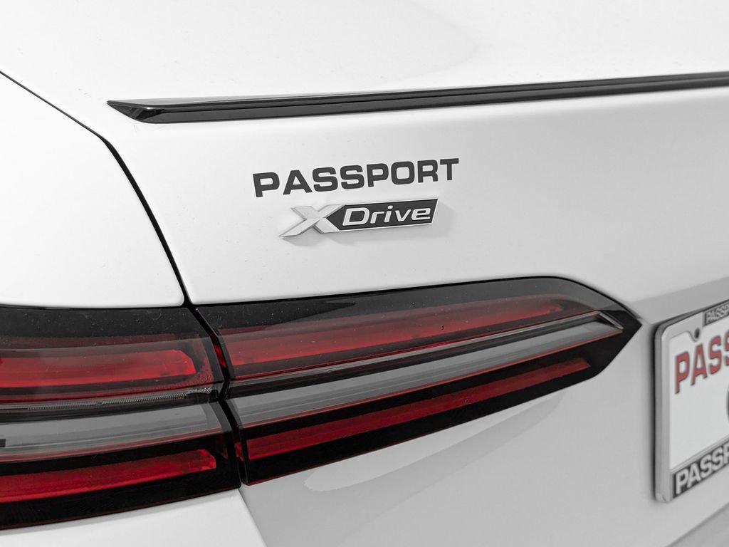 New 2026 BMW 530i xDrive w/ M Sport Package image 6