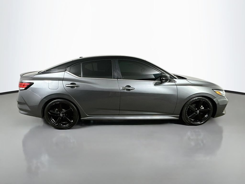 Used 2021 Nissan Sentra SR w/ Lighting Package FWD image 7
