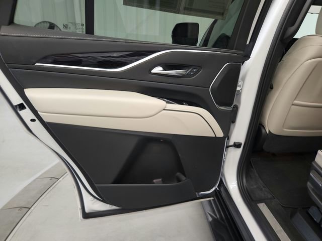 Used 2024 Cadillac Escalade Sport RWD image 39