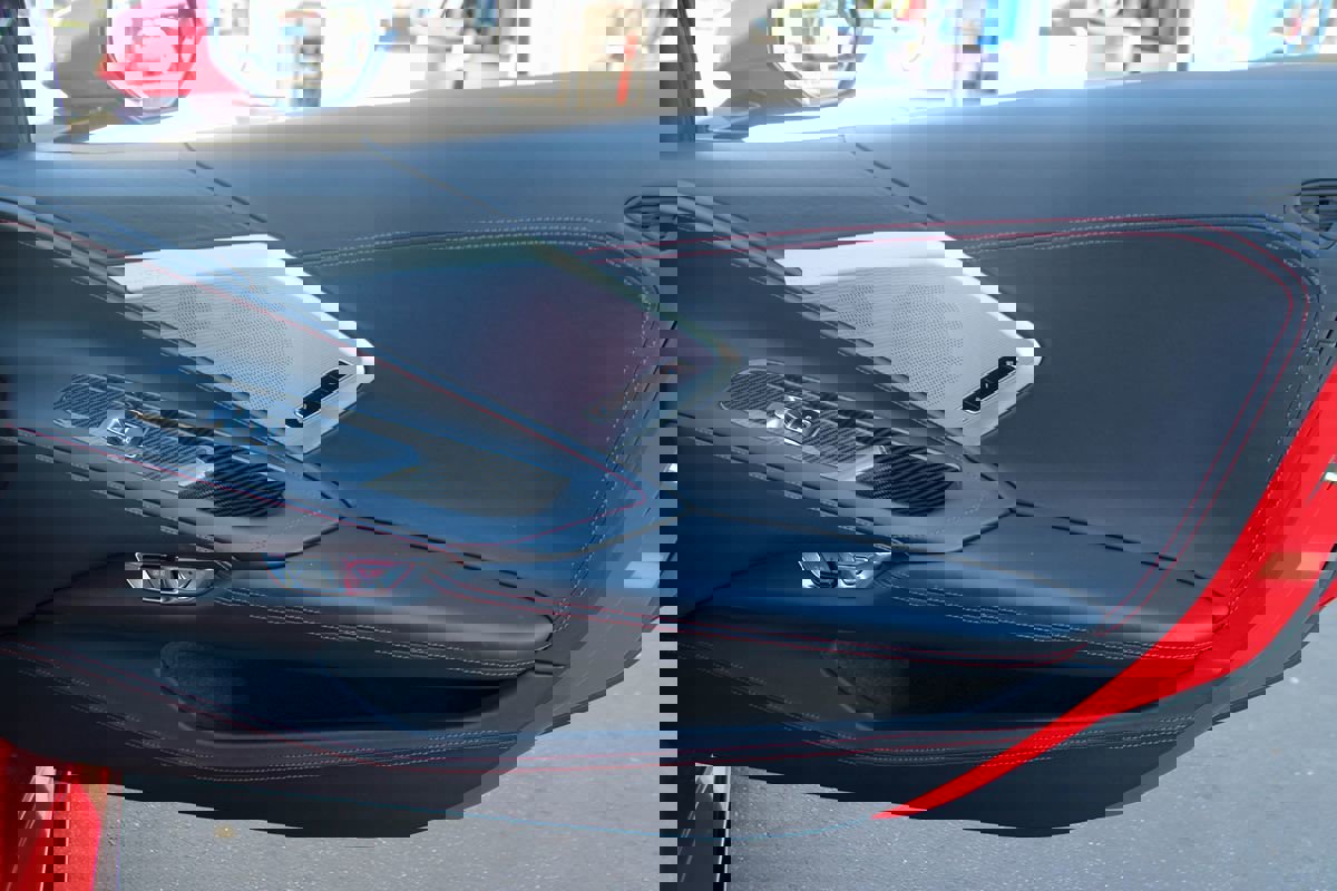 Used 2020 Chevrolet Corvette Stingray Premium Cpe w/ 3LT Preferred Equipment Group image 46