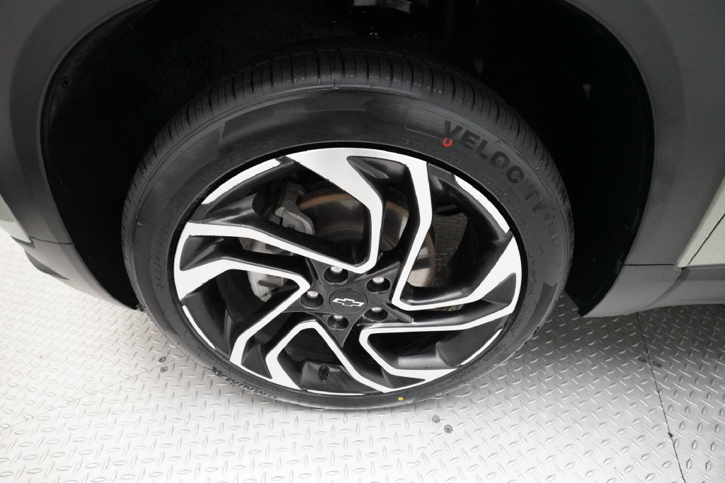 Used 2024 Chevrolet TrailBlazer RS w/ Convenience Package FWD image 25