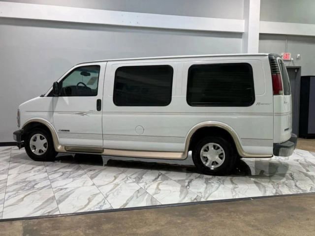 Used 2002 Chevrolet Express 1500 w/ LS Preferred Equipment Group RWD image 9