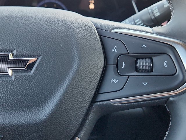New 2026 Chevrolet Trax LT w/ Sunroof Package FWD image 24