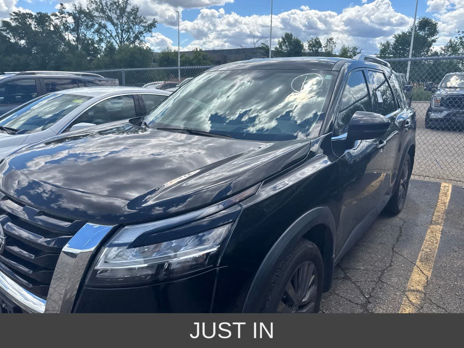 Used 2022 Nissan Pathfinder SL AWD/4WD image 21