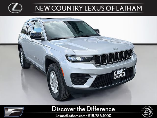 Used 2023 Jeep Grand Cherokee Laredo