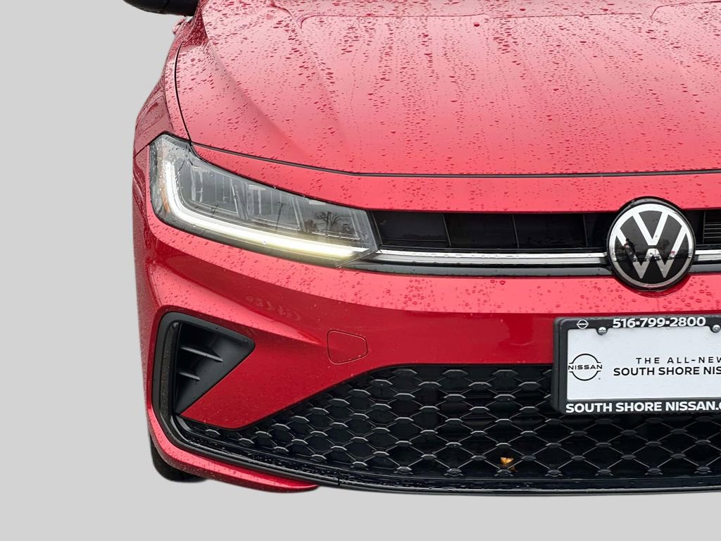 Used 2025 Volkswagen Jetta Sport image 10