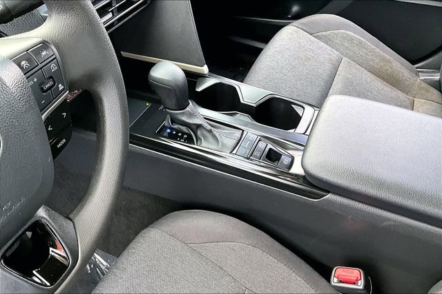 Used 2025 Toyota Camry LE image 18