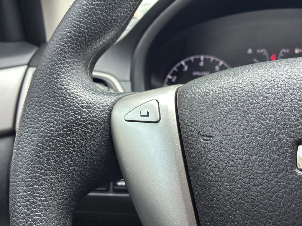 Used 2014 Nissan Sentra S FWD image 30