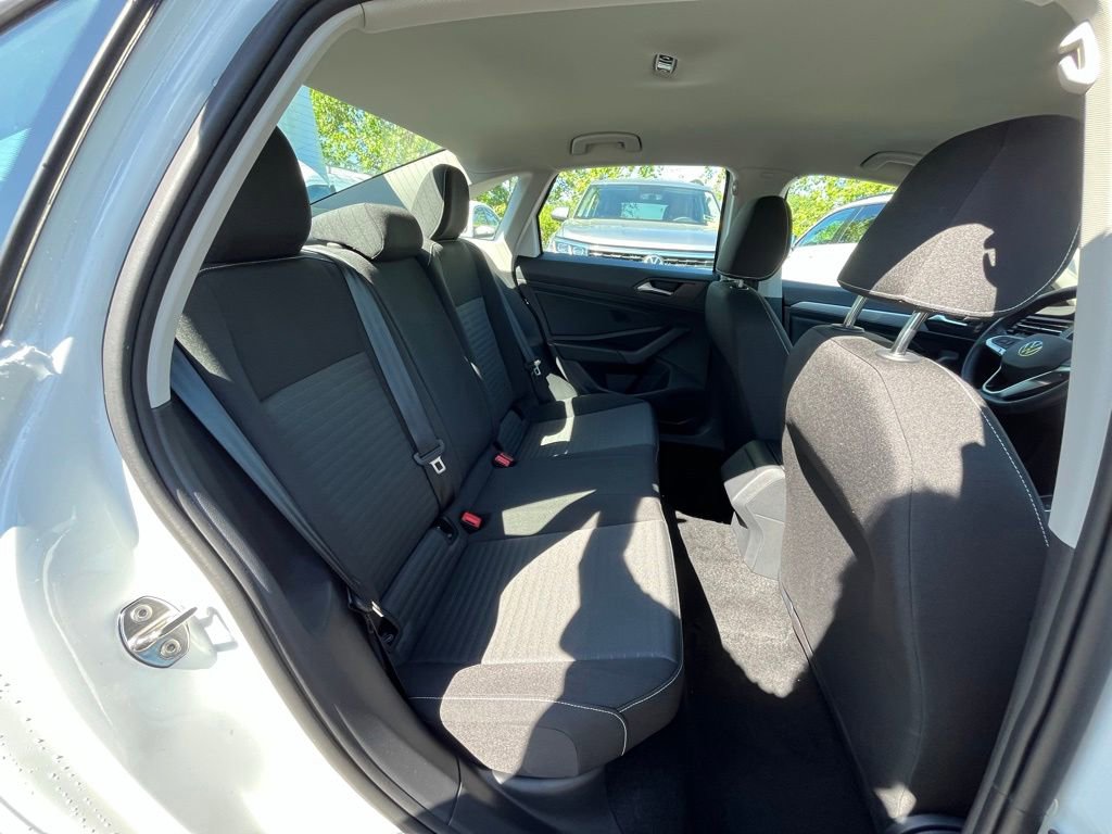 Used 2025 Volkswagen Jetta S FWD image 26