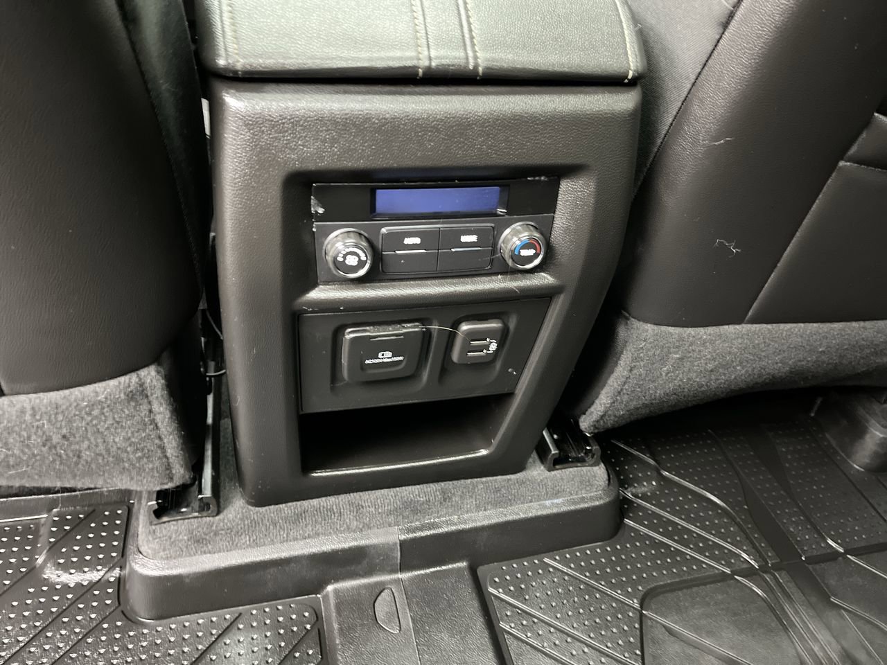 Certified 2023 Chevrolet Traverse LT w/ LT Premium Package image 14