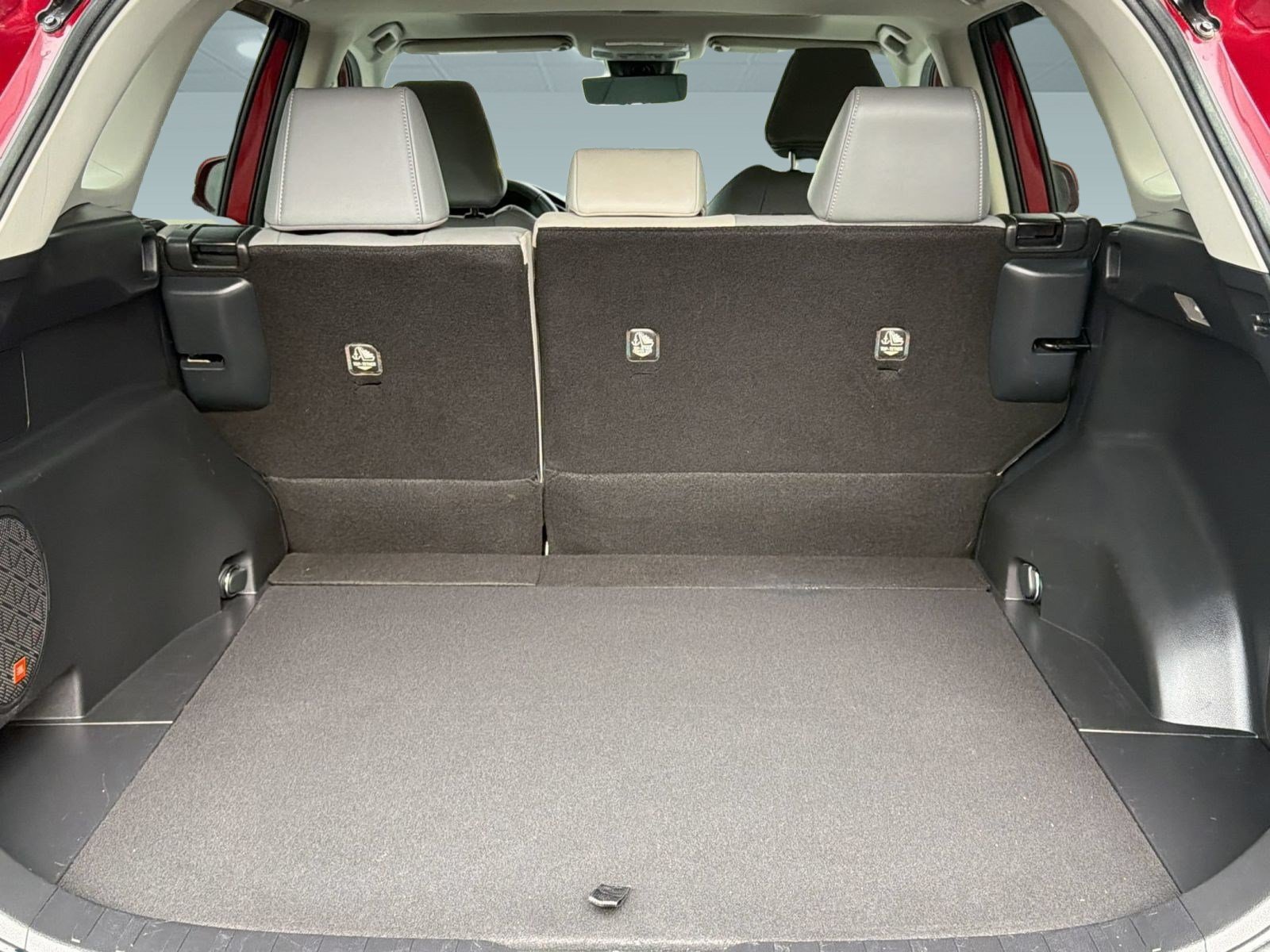 Used 2021 Toyota RAV4 Limited FWD image 23