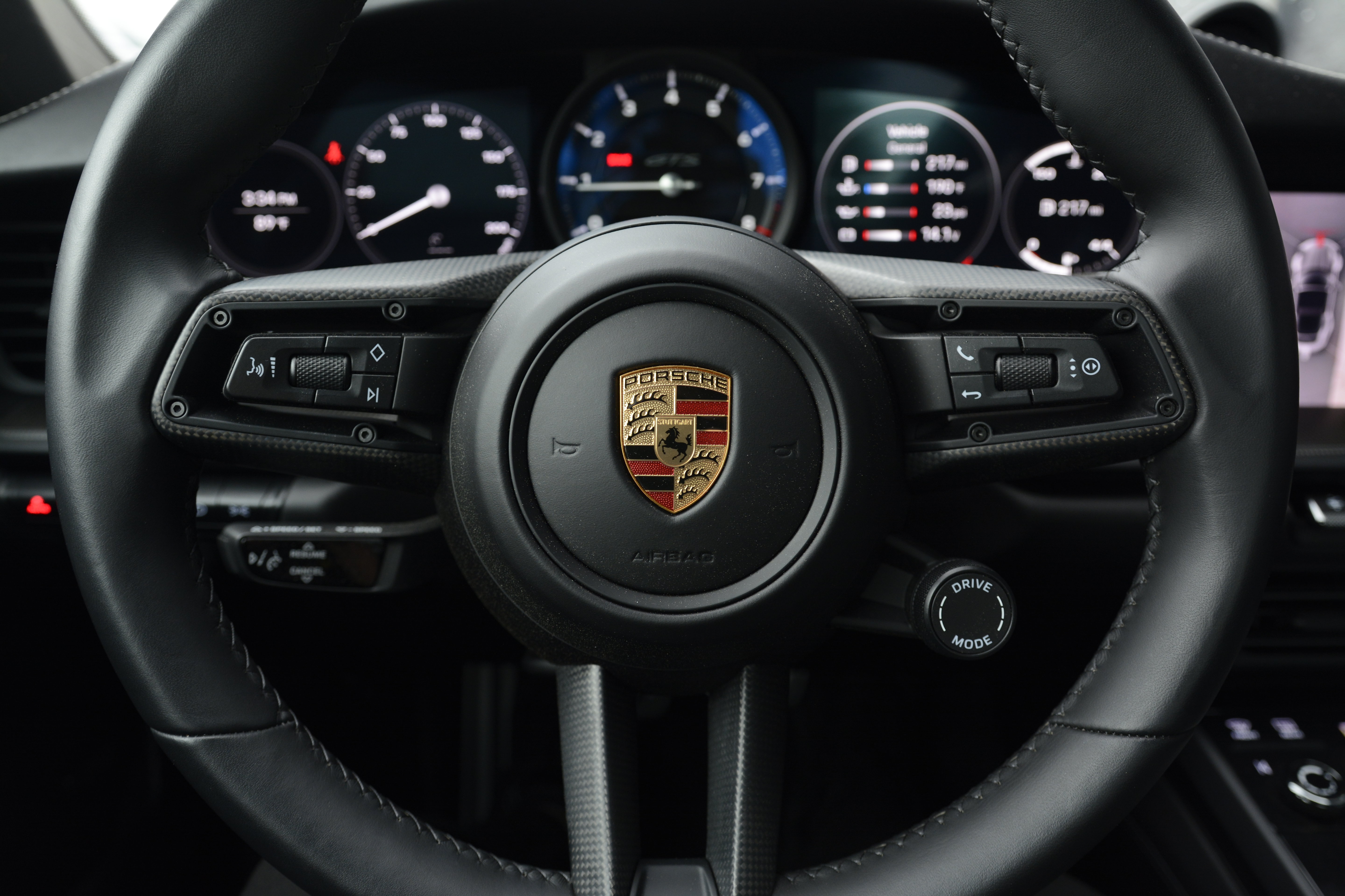 Certified 2024 Porsche 911 Targa 4 GTS AWD/4WD image 15