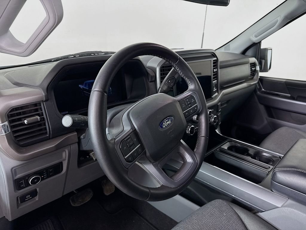 Used 2025 Ford F150 XLT w/ Equipment Group 301A Standard AWD/4WD image 9