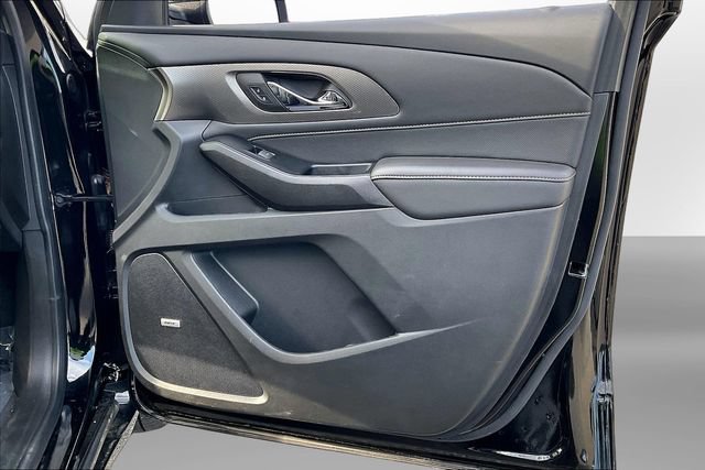 Used 2023 Chevrolet Traverse Premier AWD/4WD image 24