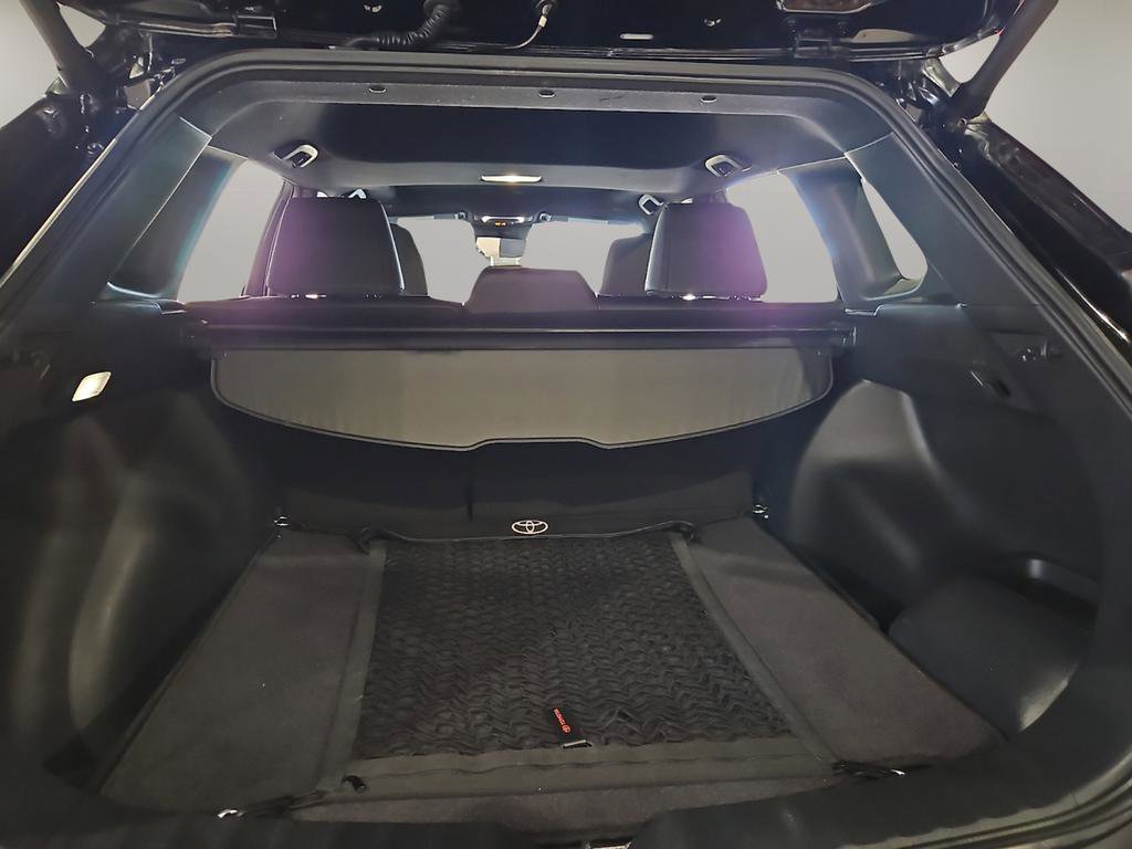 Certified 2024 Toyota Corolla Cross XSE w/ Convenience Package image 13