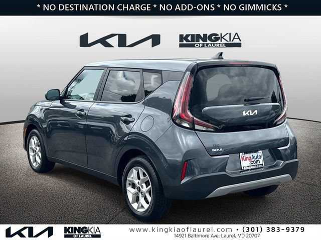 Used 2024 Kia Soul LX w/ Option Group 015 FWD image 25