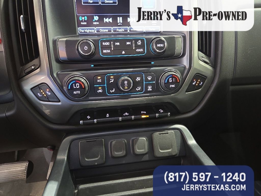 Used 2018 Chevrolet Silverado 1500 LT w/ All Star Edition AWD/4WD image 11