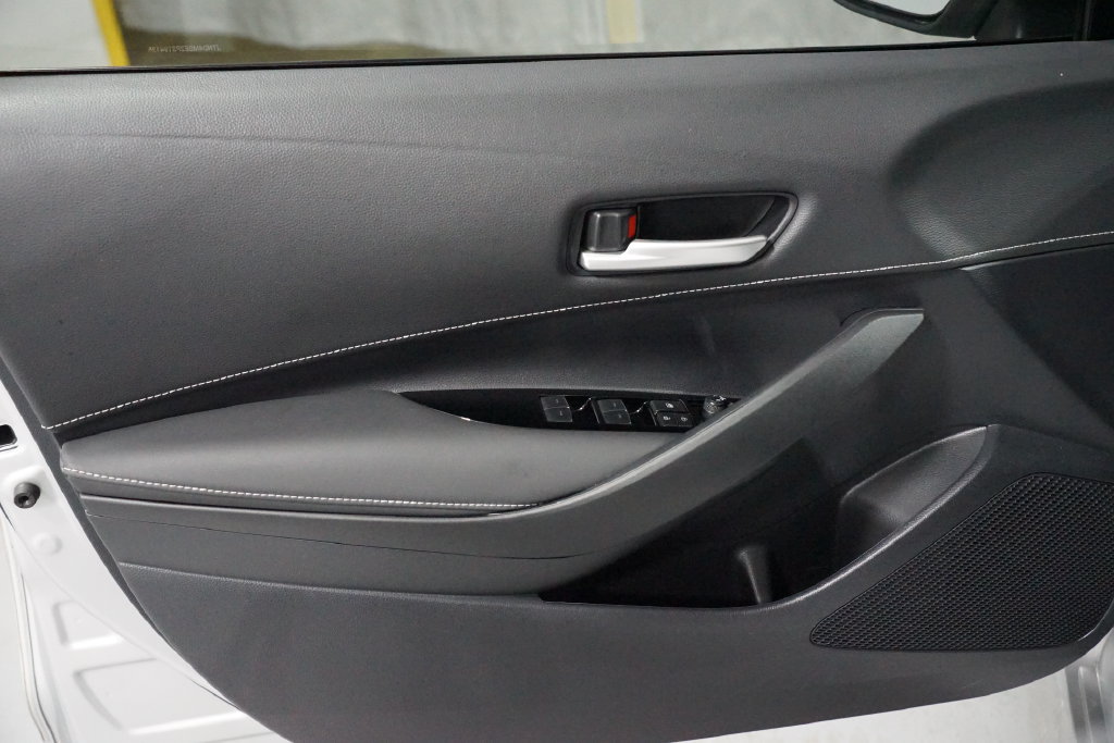 Certified 2023 Toyota Corolla SE w/ SE Premium Package FWD image 30