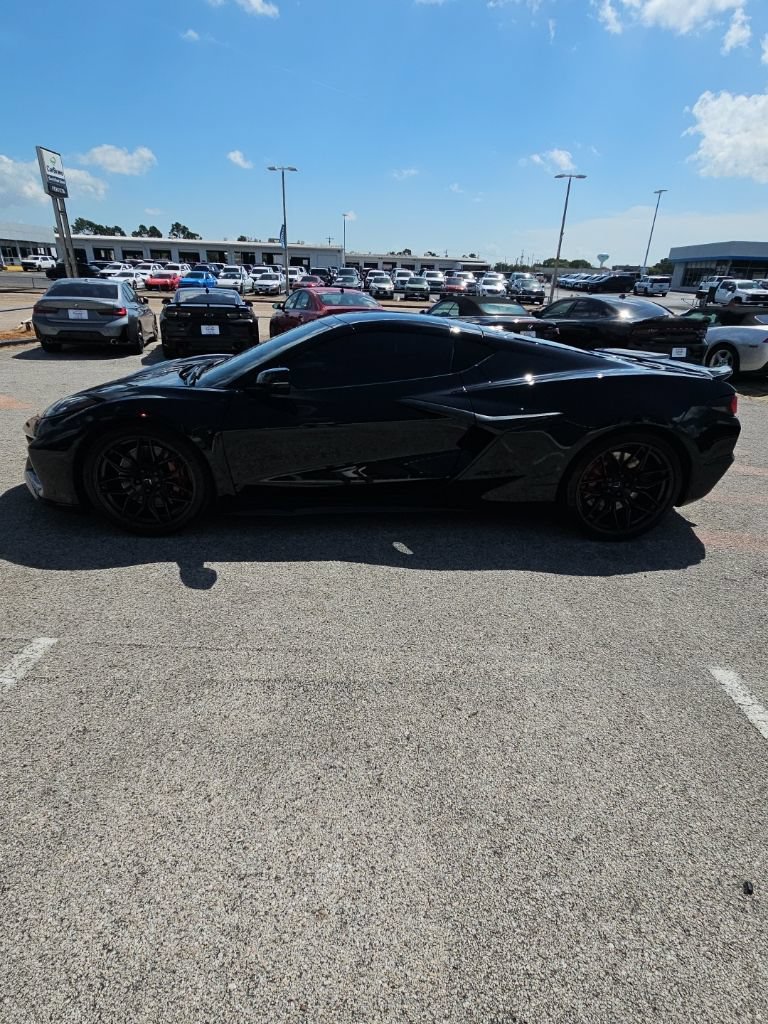 Used 2023 Chevrolet Corvette Z06 w/ Engine Appearance Package RWD image 4